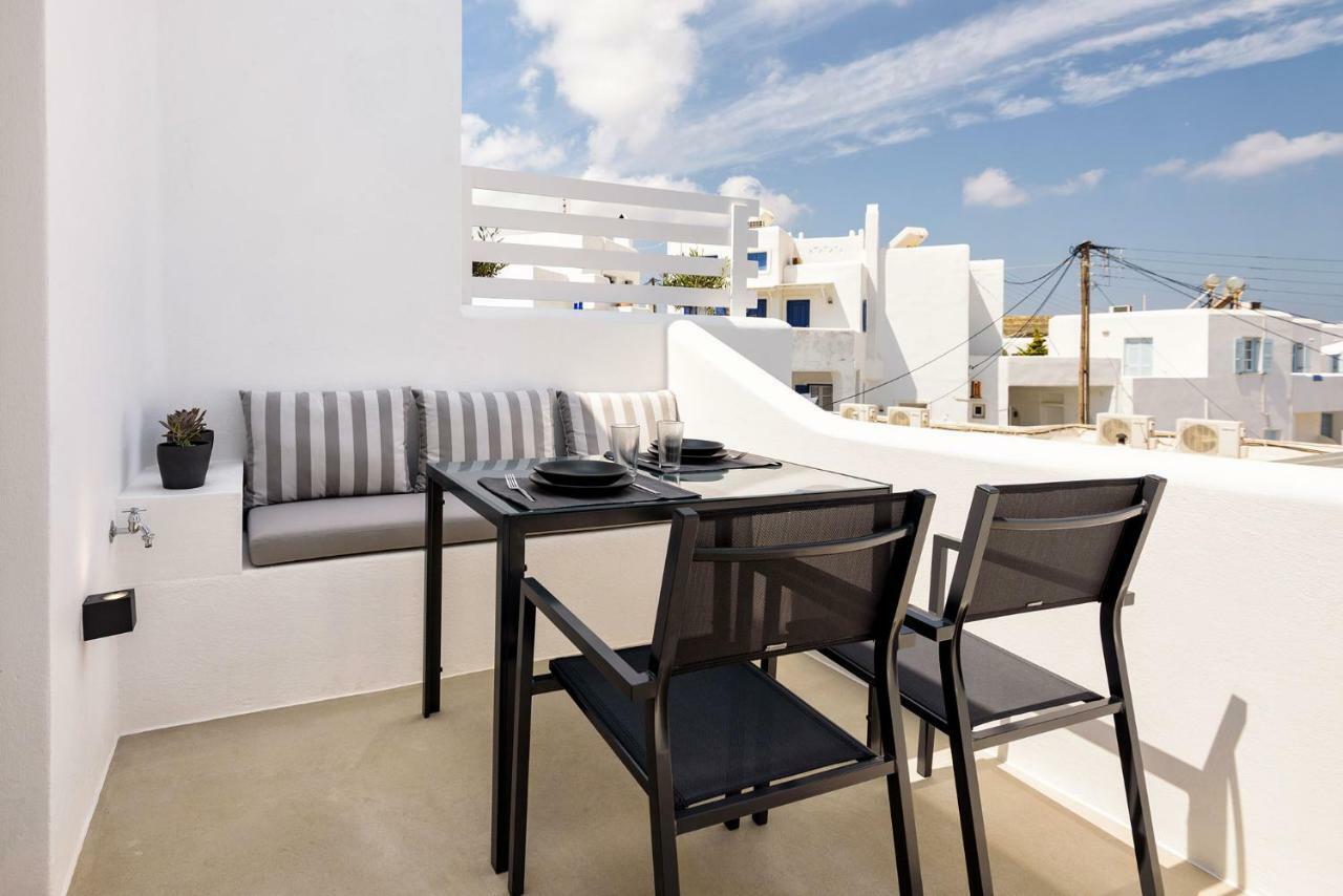 Peven Suites Naousa  Habitación foto